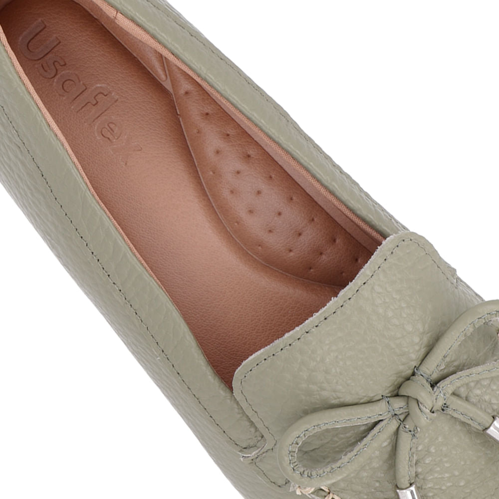 Mocassim Verde Militar Couro Macio Com Tecnologia Hidratante Aloe Vera